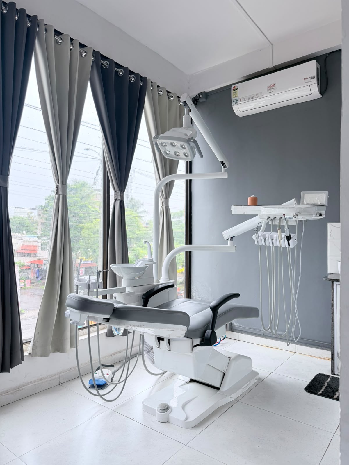 Modern dental treatment chair